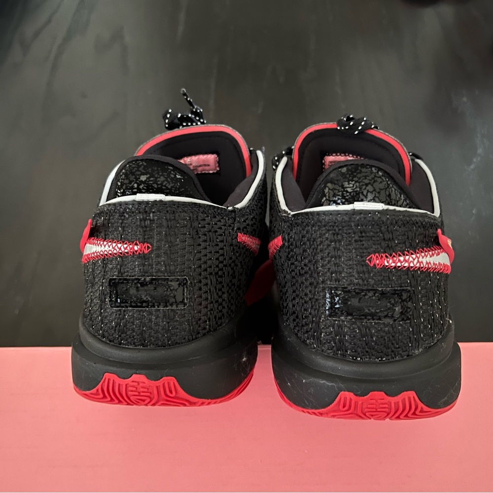 ✔️New✔️ NIKE LeBron 20 Miami Heat - Picture 9 of 11